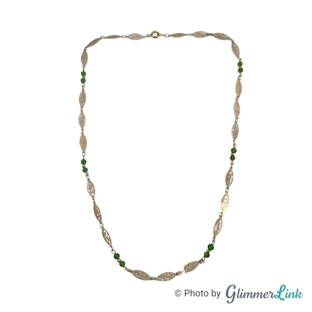 Vintage Filigree Oval Link Green Seed Bead Gold Tone Station Necklace - Picture 6 of 9